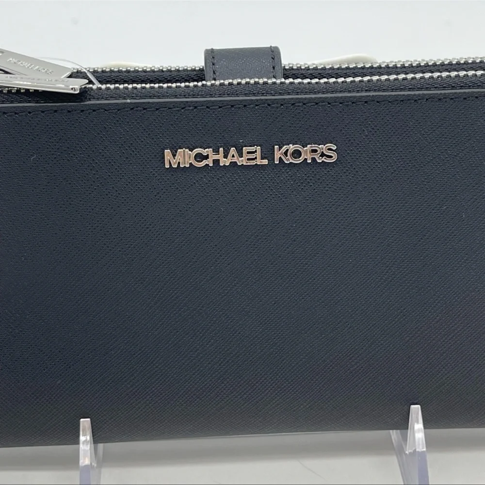 Michael Kors Large Double Zip Wallet Wristlet - Picture 3 of 11